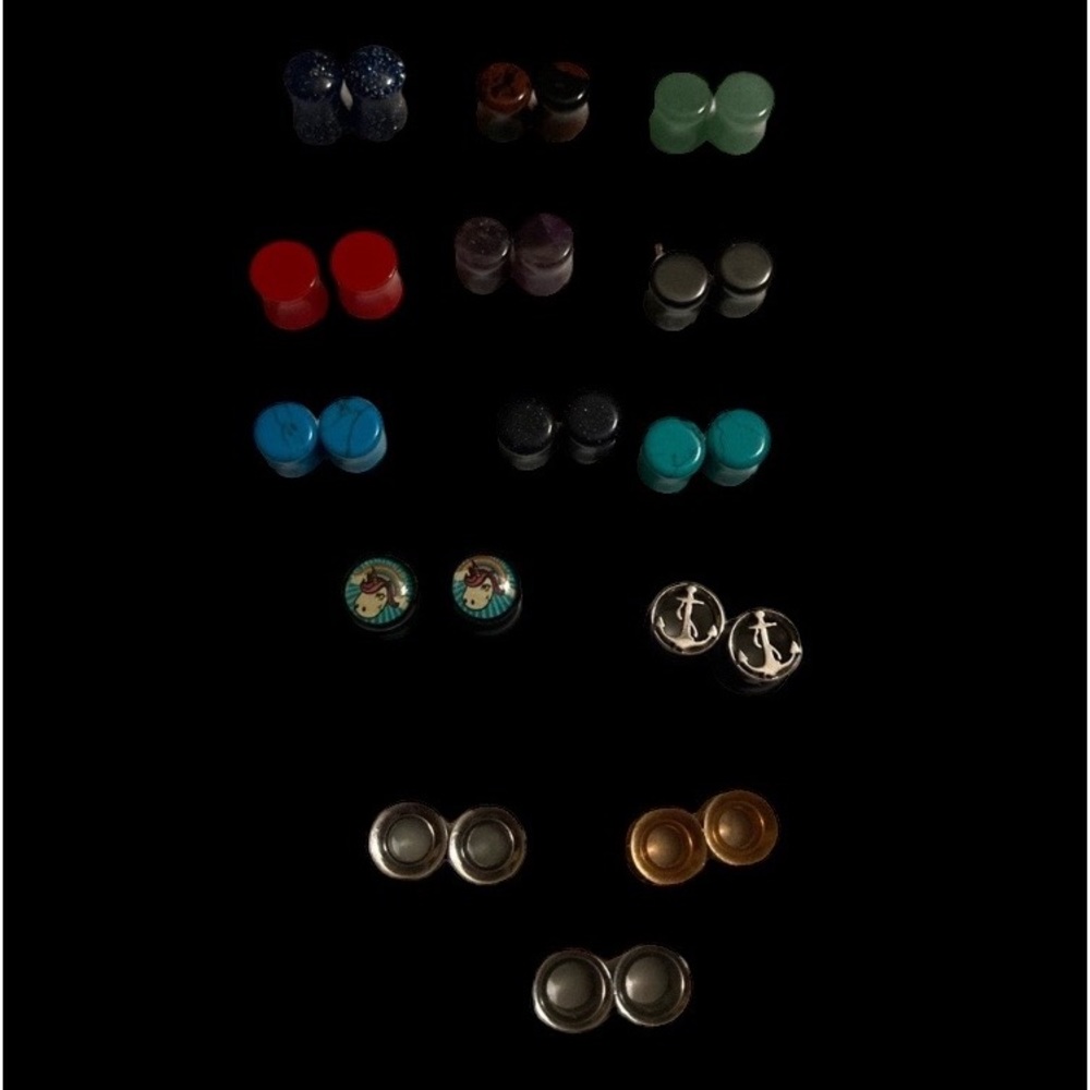 00 plugs / tunnels for gauges
